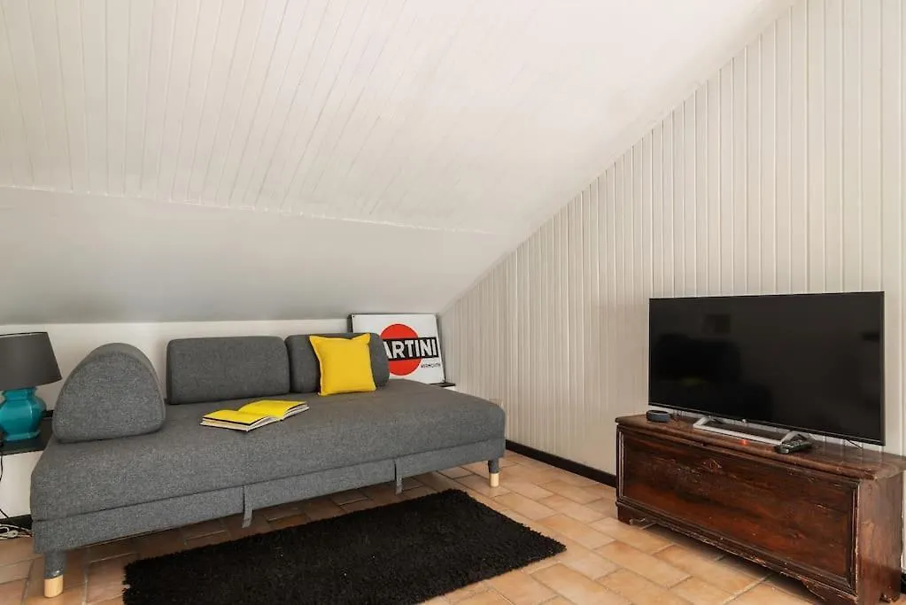 Tolstoj Flexyrent Apartment Milan Italy